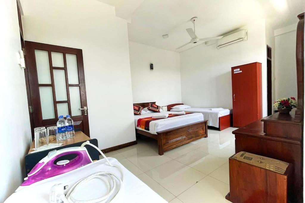 Saru Holiday Apartment - Upto 6 Guests Kandy Exterior foto