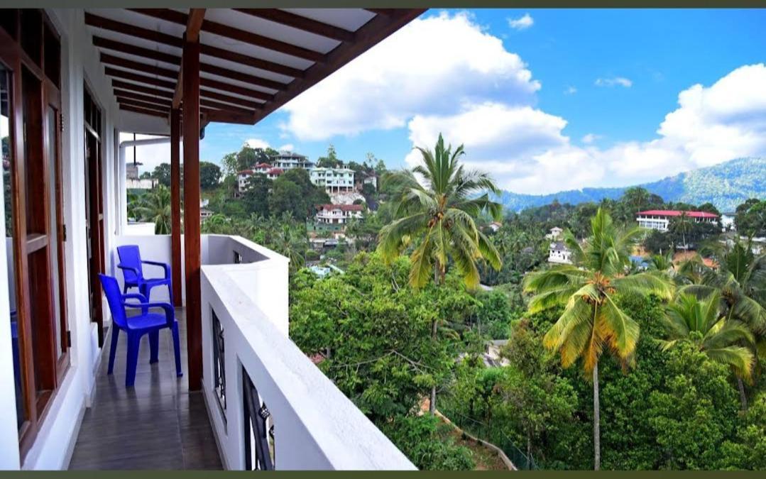 Saru Holiday Apartment - Upto 6 Guests Kandy Exterior foto